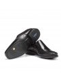 Zapatos mocasínes de hombre fluchos, modelo 7996, color negros, vista suela.