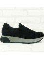 Mocasín deportivo Lince, modelo 2369, color negro, con elástico, plataforma, de ante, vista lateral