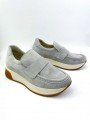 Mocasín deportivo Lince, modelo 15202, color gris perla, con elástico, plataforma, de ante, vista  general.